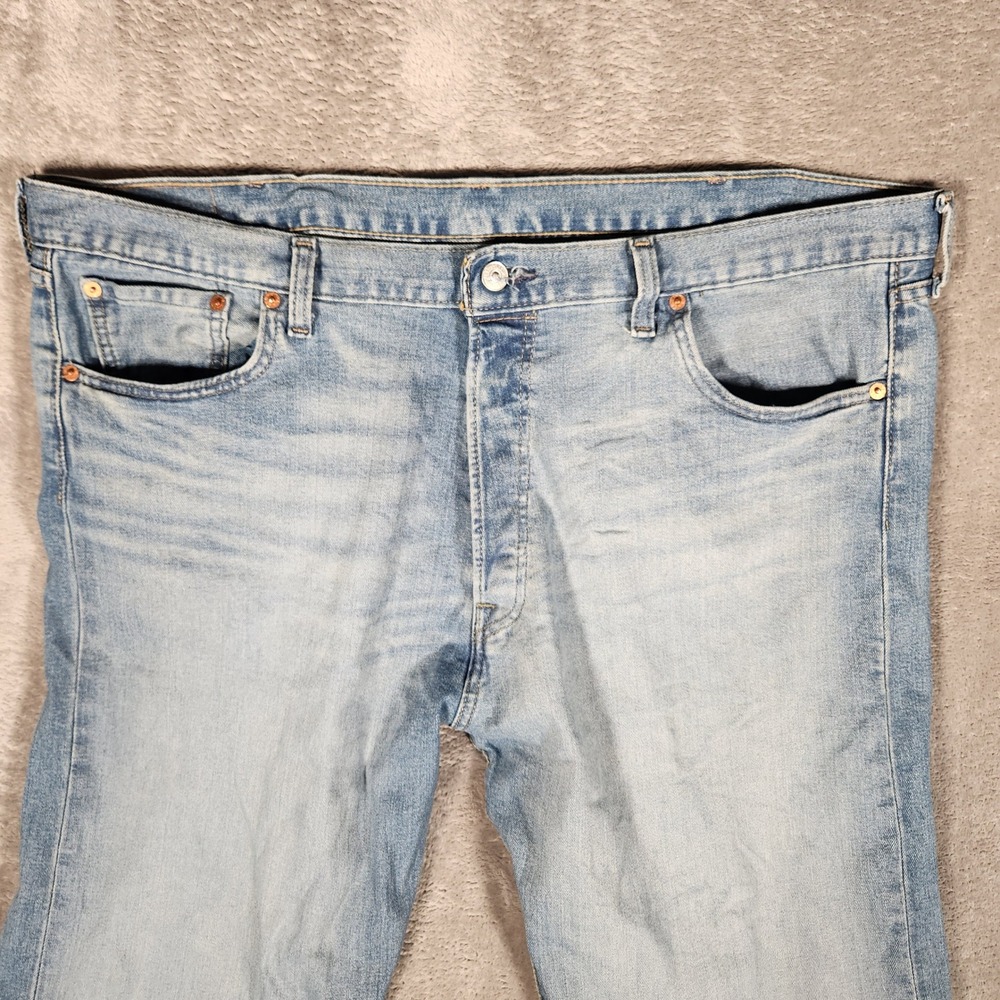 Levi's 501 Original Fit Jeans Mens 42x30 Light Wash Excellent Button Fly Denim - Picture 5 of 13